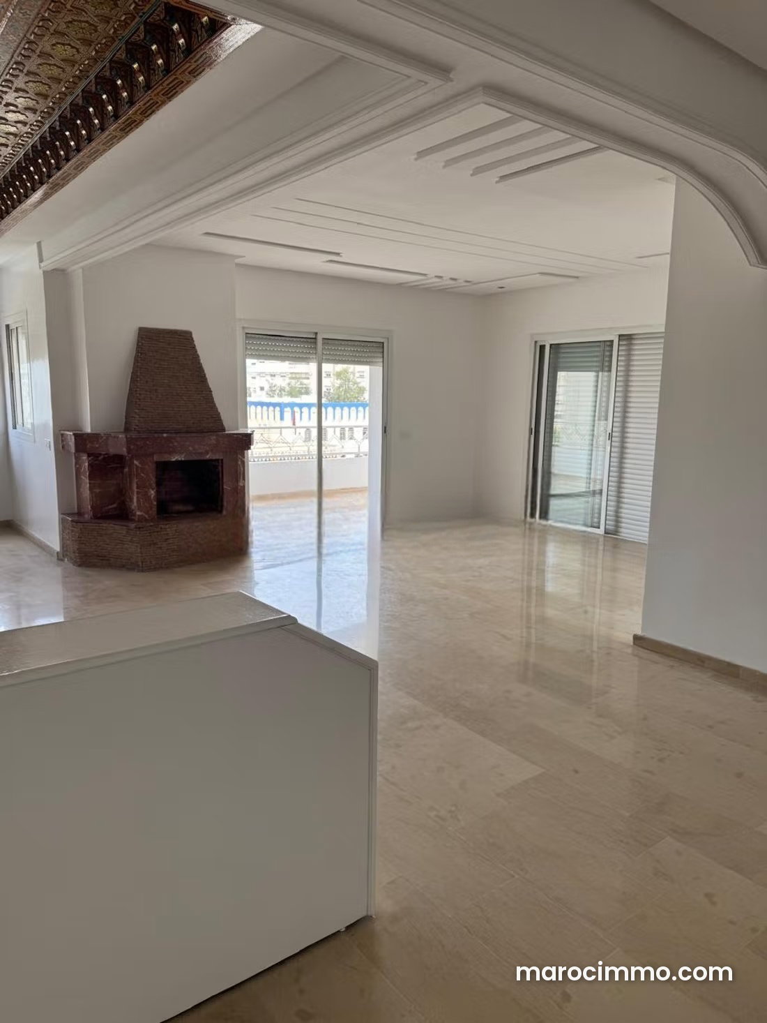 Appartement haut standing à louer à Fès, vue montagne — Fès