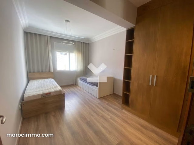 Appartement à Louer de 216.0 m² à Casablanca, Bourgogne Anfa — 3