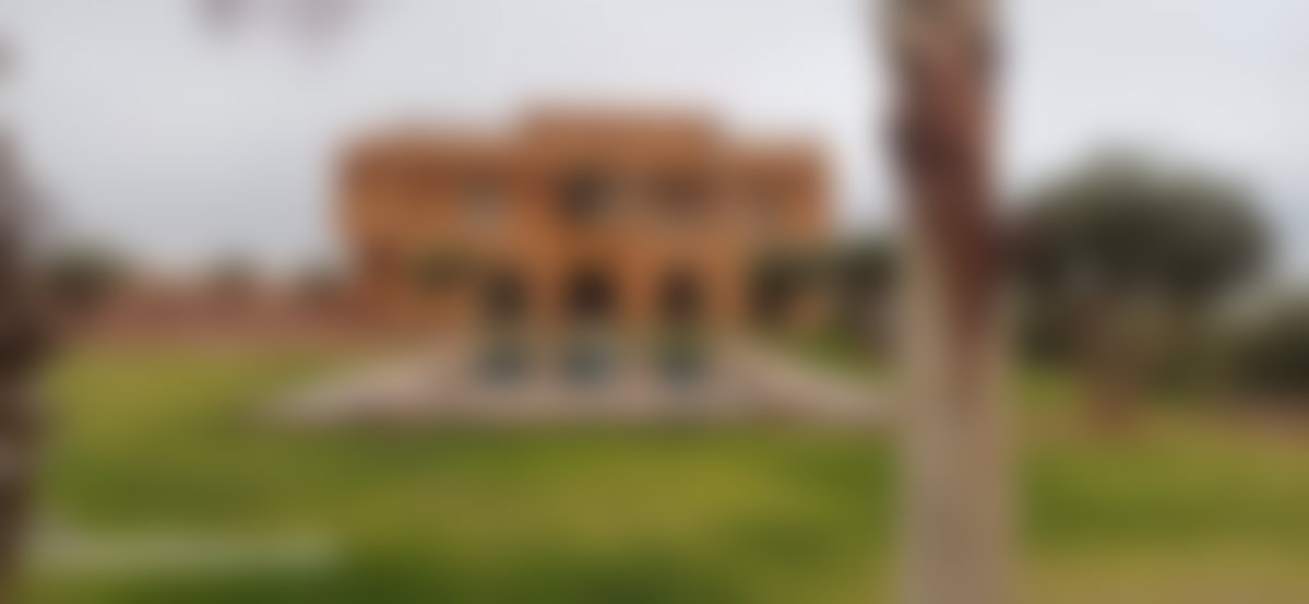 فيلا على هكتار بإطلالة جبلية ساحرة في تمصلوحت