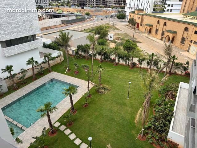 CFC rare 3 chambres en location vide — 2