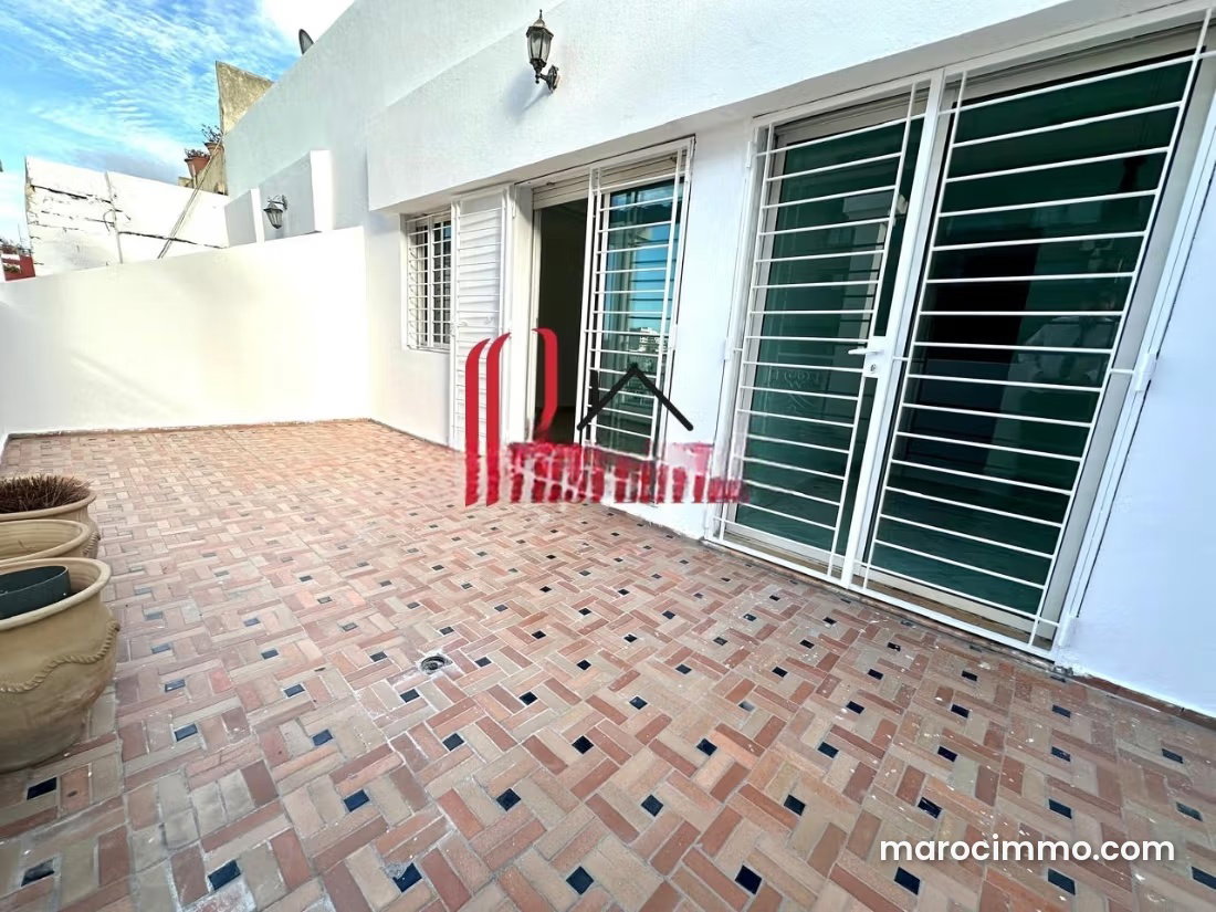 Appartement terrasse dernier étage à louer à Gauthier Casablanca — Casablanca