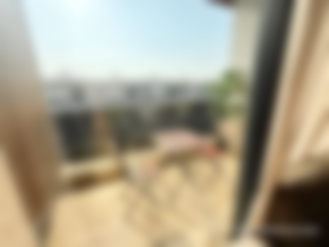 شقة مفروشة بشرفة في فيلي فيرت بوسكورة