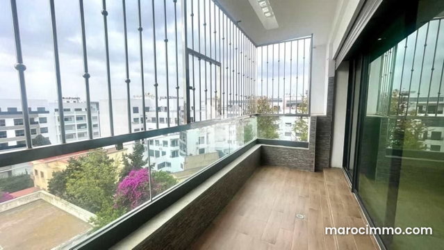 Appartement à Vendre de 149.0 m² à Casablanca, Hopitaux — 4