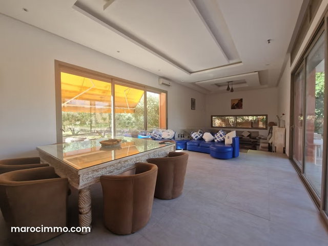 Belle villa de compagne avec piscine sur 5000m² — 2