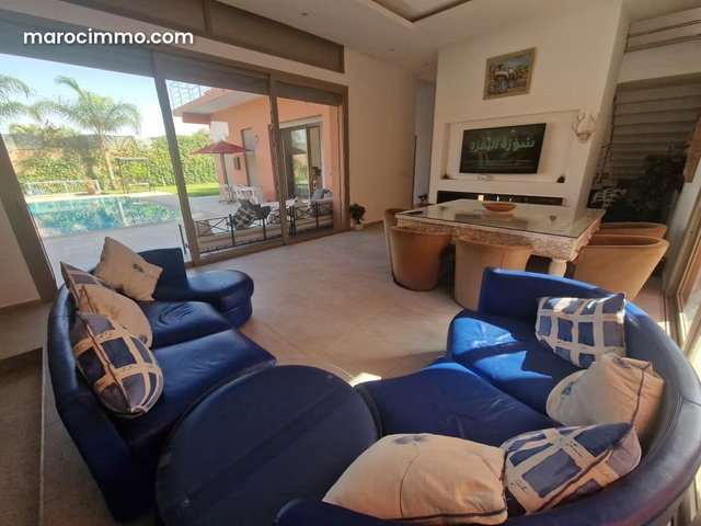 Belle villa de compagne avec piscine sur 5000m² — 3
