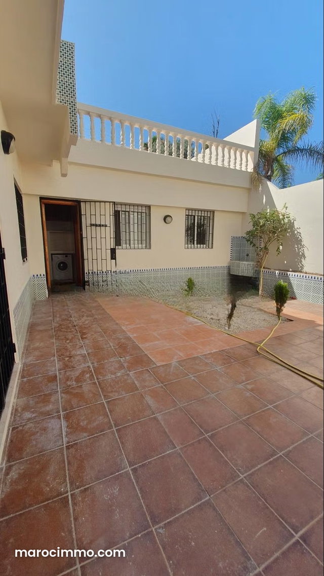 Villa Vide a louer au CIL à proximité de l'école Georges Bizet — 2