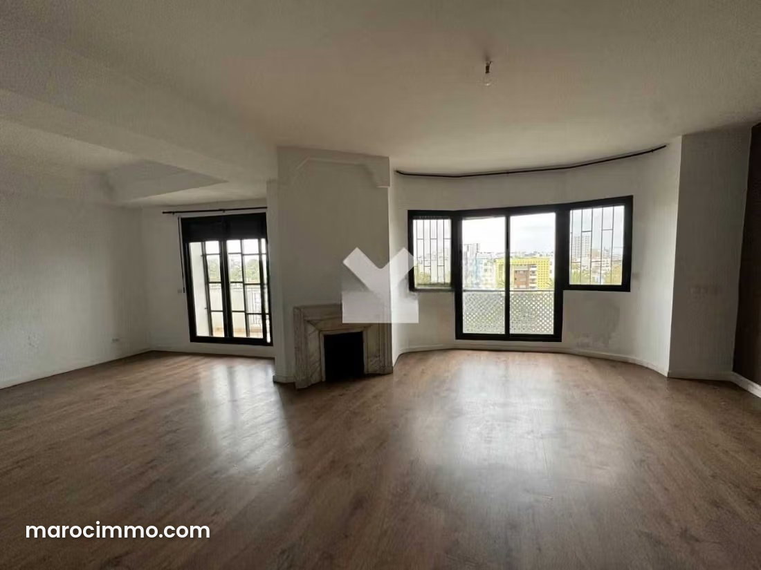 Grand appartement au Quartier des Hôpitaux Casablanca — Casablanca