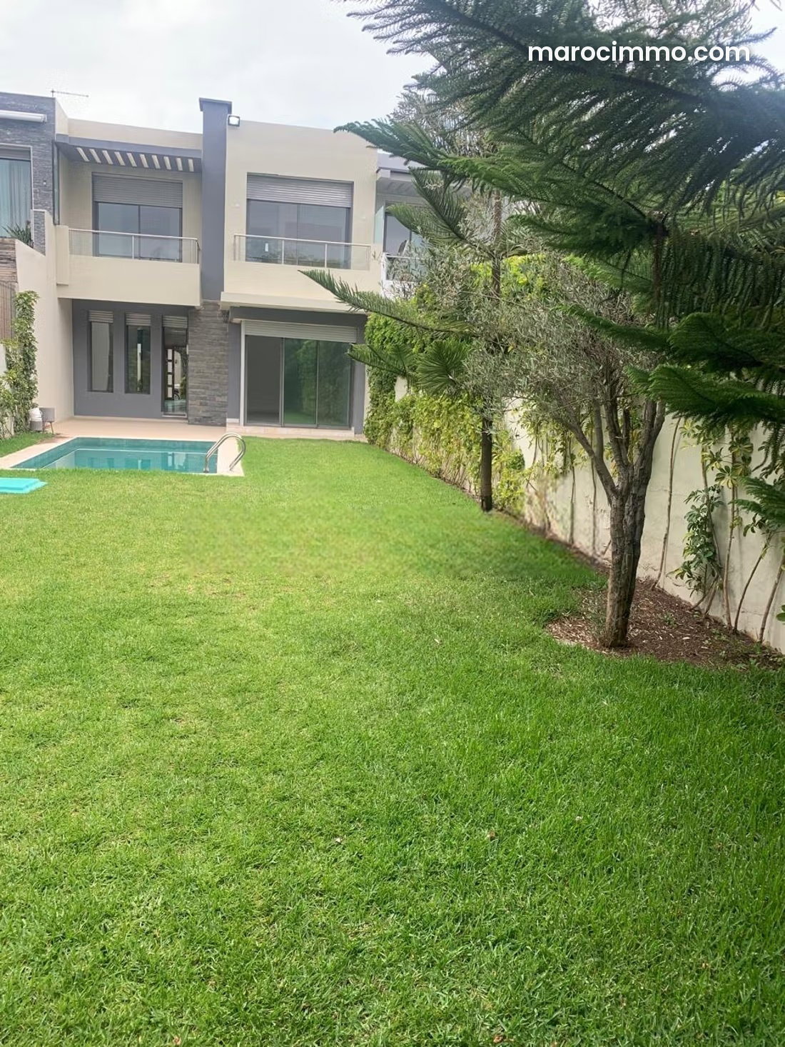 350 m² villa with swimming pool for rent in Ville Verte Bouskoura — Bouskoura
