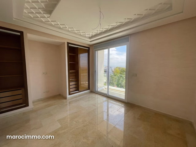 Vue dégagée exceptionnelle appart à Iberia 160m² — 2