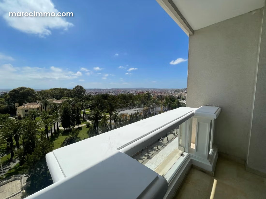 Vue dégagée exceptionnelle appart à Iberia 160m²