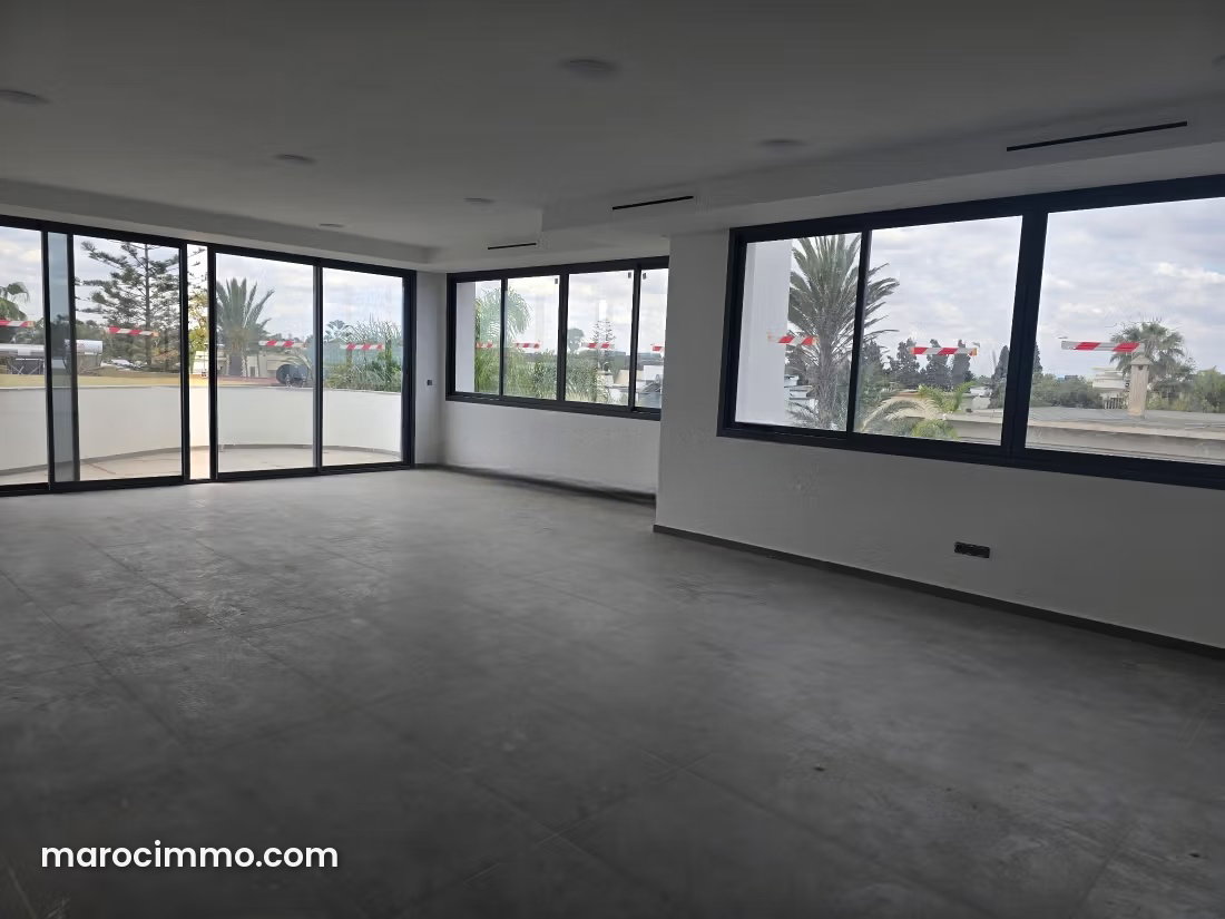 108 sqm Office for Rent in Californie, Casablanca — Casablanca