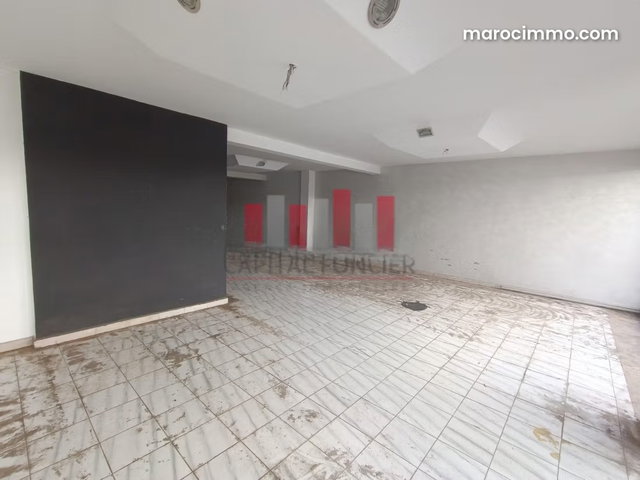 Local commercial de 320m2 à la vente en plein Gauthier — 2