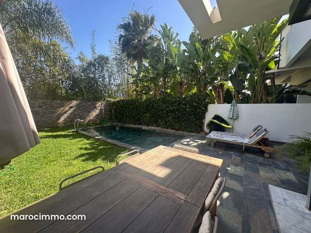 T4 Unfurnished Villa – 3 Bedrooms – Pool — 3