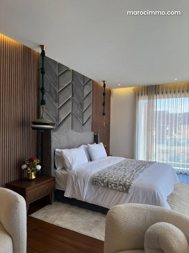 Magnifique villa à vendre à Quartier El Menzah 5 belles chambres. Climatisation et piscine — 3