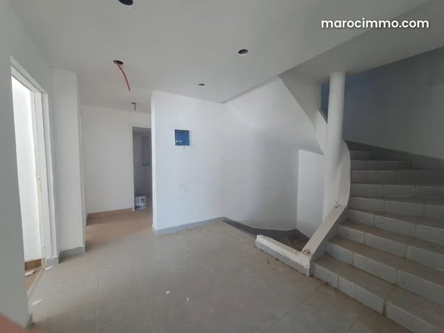 Villa semi finie avec vue mer et montagne — 5