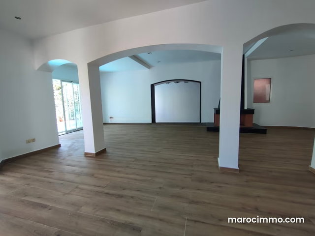 Villa t4 vide– 3 chambres – piscine — 4