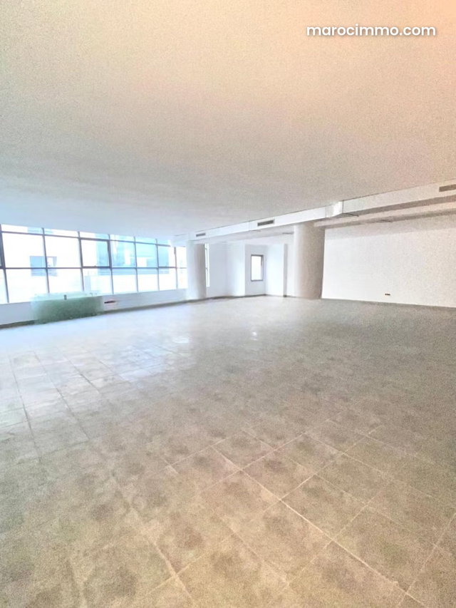 Plateau de bureaux de 415 m² vide — 5