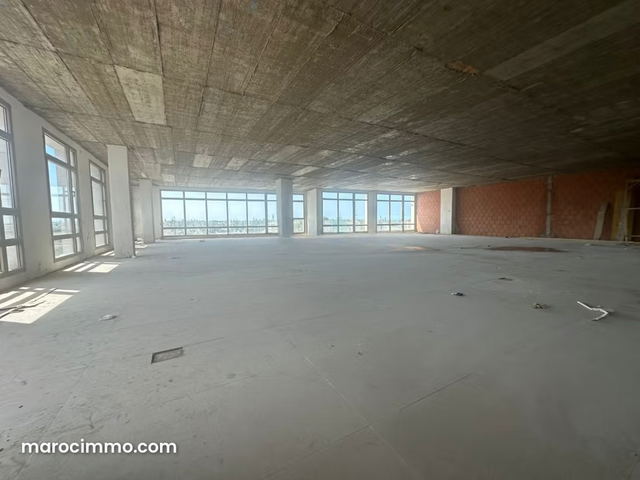 Plateau de bureau de 461m2 cfc — Casablanca