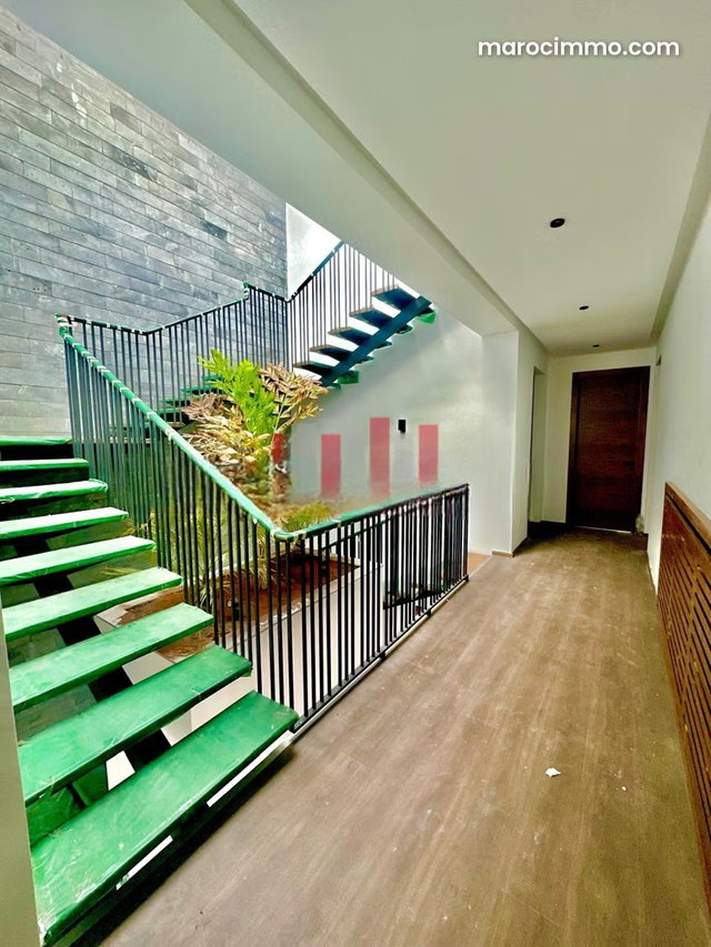 Sublime villa neuve — 2