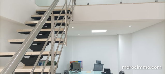 Local commercial/Bureau — 3