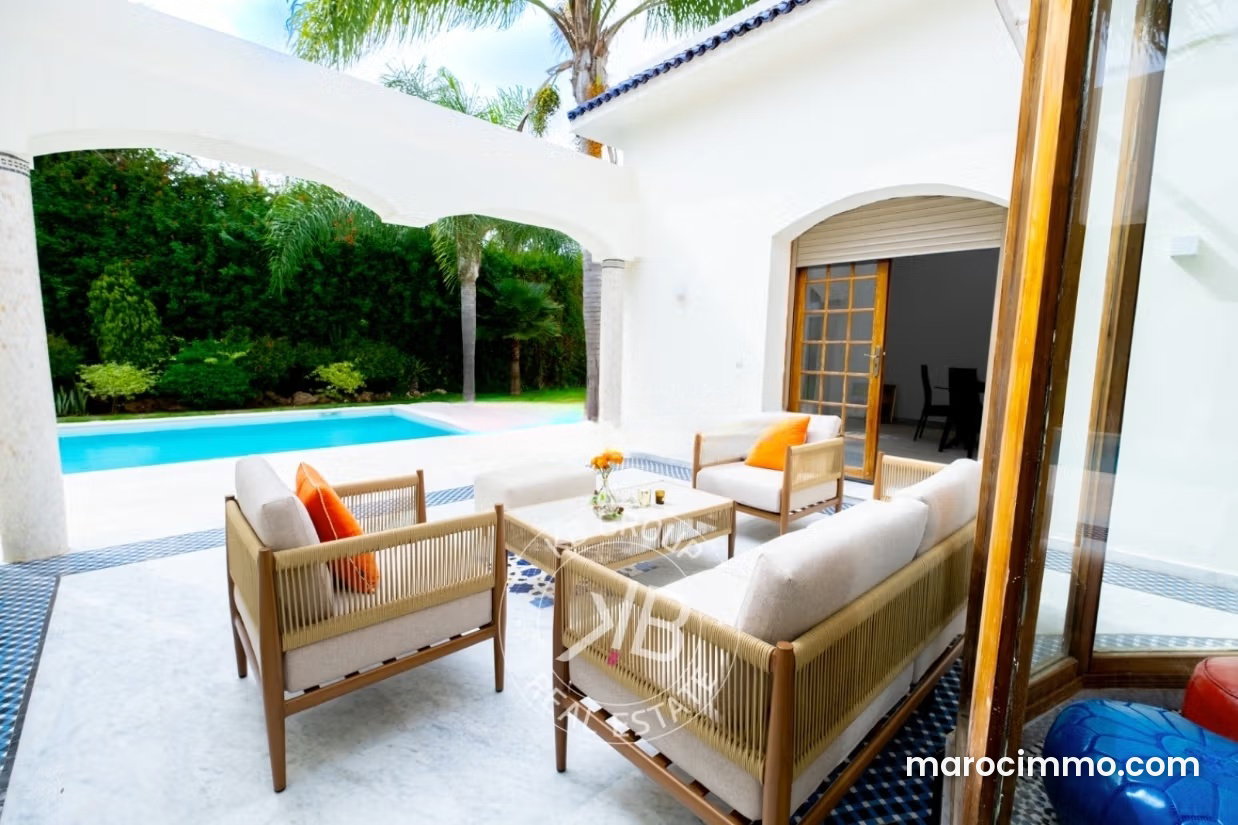 Villa de charme à Souissi, Rabat, avec piscine et jardin — Rabat
