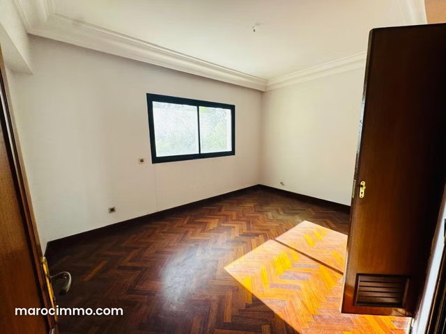 Location Appartement Vide RACINE Casablanca 4CH — 4