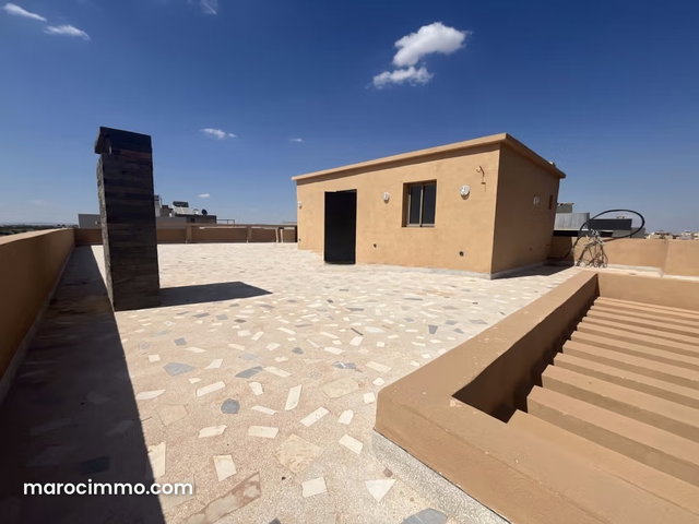 Villa Neuve à Vendre – Route de Tahanaout Marrakech, 5 Chambres, Piscine Chauffée et Vue Panoramique Atlas — 3