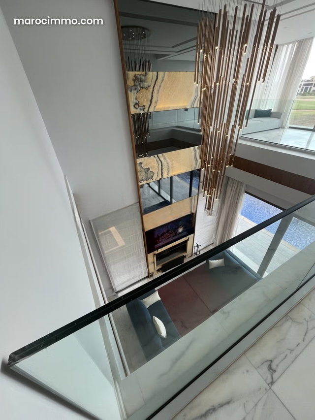 Villa de Luxe à Vendre – Route de Tahanaout Marrakech, Front de Golf, 4 Façades, Piscine et Vue Panoramique sur l’Atlas — 3