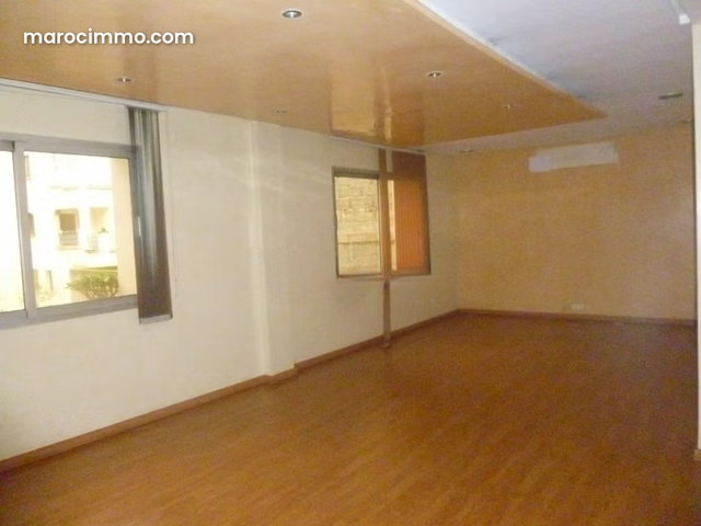 Plateau de bureau a prox Boulevard ABDELMOUMEN — 5
