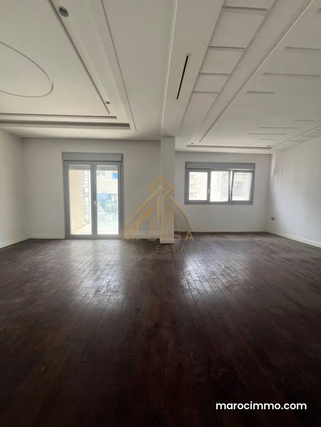 Spacieux appartement en vente à Iberia — 5
