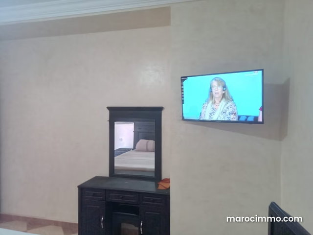 Superbe appartement à louer à Al Boustane. Surface totale 110 m². Meublé — 3
