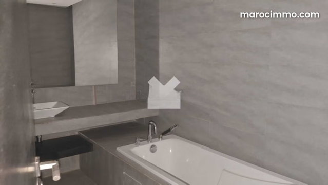 Appartement à Vendre de 220.0 m² à Casablanca, Gauthier — 3