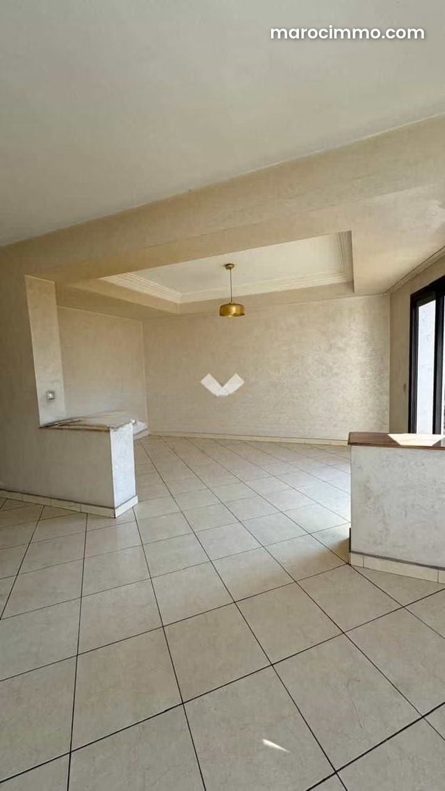 Appartement à Vendre de 273.0 m² à Casablanca, Hopitaux — 4