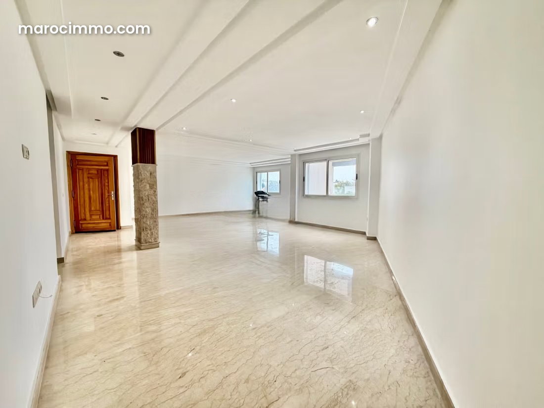Furnished Apartment with Terrace in Ferme Bretone, Casablanca — Casablanca