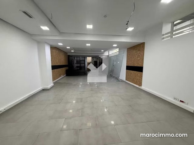 Bureau à Louer de 285.0 m² à Casablanca, Anfa Superieur — 4