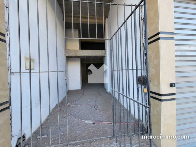 Local commercial à Vendre de 138.0 m² à Bouskoura, Parc Industriel Cfcim — 2