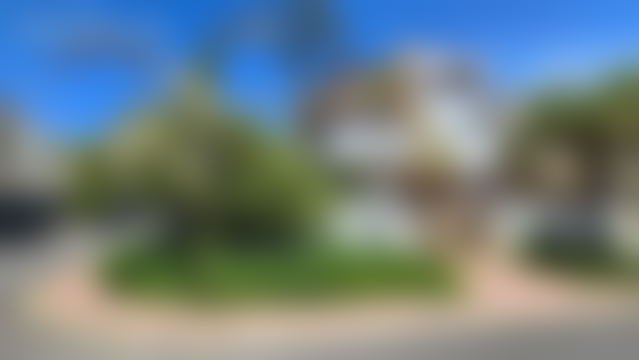 Villa 5 chambres à vendre Wifak, Temara, 300 m² sur 3 niveaux — Temara