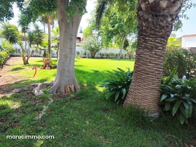 Location villa 2000 m ² à Souissi — 2