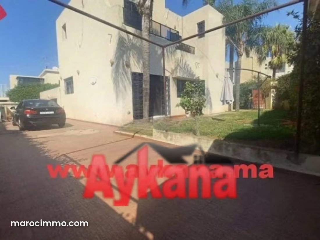 5-Bedroom Villa with Garden in Riyad, Rabat — Rabat