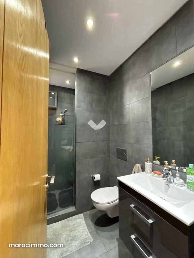 Appartement à Vendre de 104.0 m² à Dar Bouazza, Tamaris1 — 2