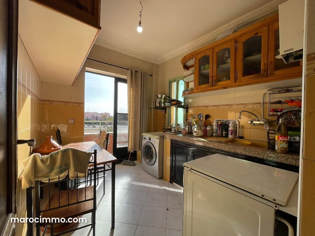 84 m² Apartment with Garage and Dual Aspect, Amerchich — Marrakesh