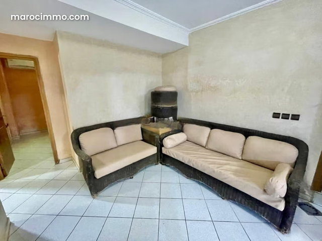 Villa de 374m² avec piscine à louer — 4