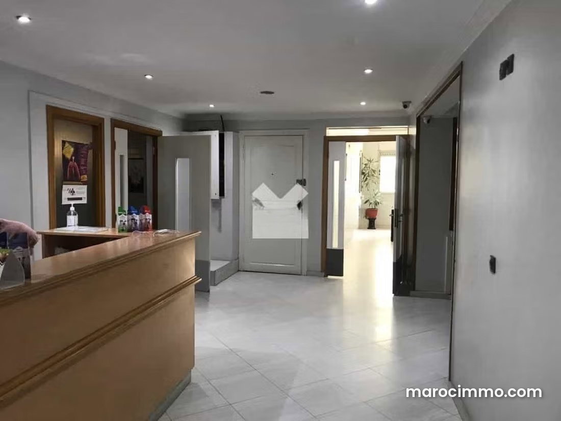 Bureau 150 m² avec garage, Cherkaoui Marzouka, Salé — Salé