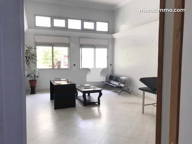 Bureau à Vendre de 150.0 m² à Salé, Cherkaoui Marzouka — 3
