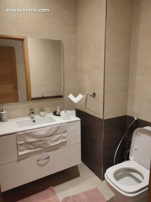 Appartement à Vendre de 132.0 m² à Casablanca, Plateau — 2