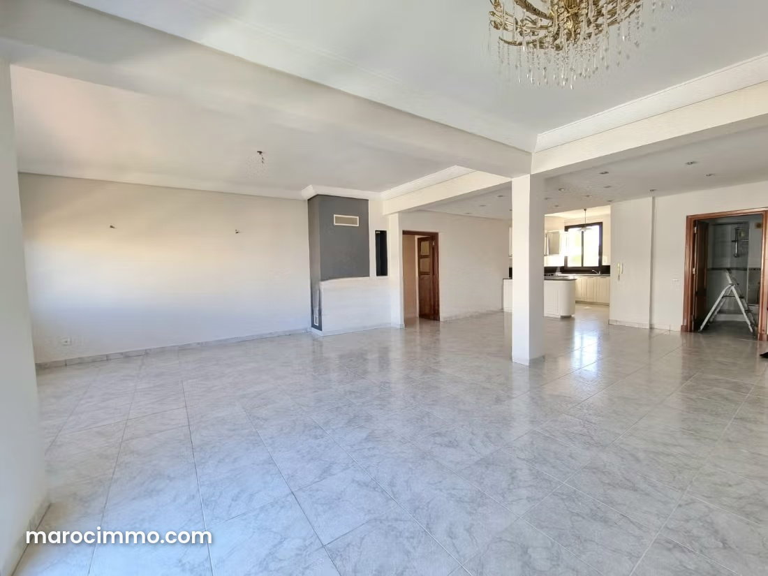 150 sqm Apartment with Terrace, Aïn Diab, Casablanca — Casablanca