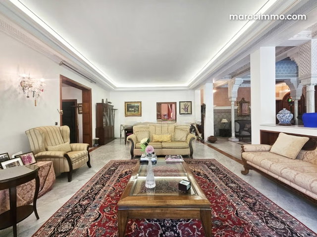 Villa à vendre à Casablanca Californie: 1070 m² avec piscine — 5