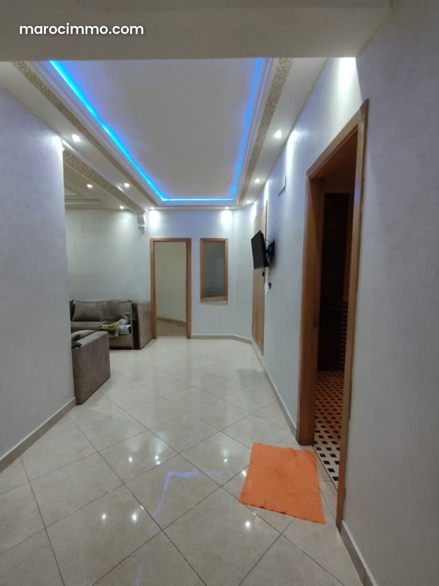 Beautiful Apartment Near Corniche. Daily Rental. Total Surface Area 90 m². Balcony and Elevator — 2