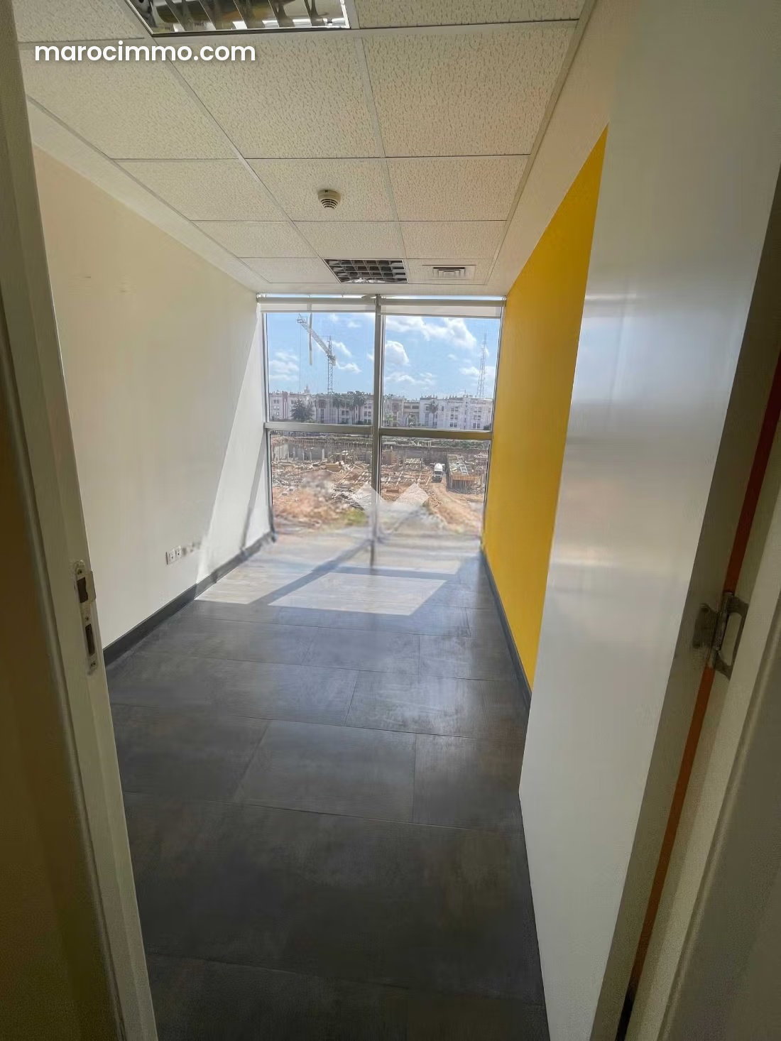 350 m² Top-Floor Office with Elevator, Ain Sebaa, Casablanca — Casablanca