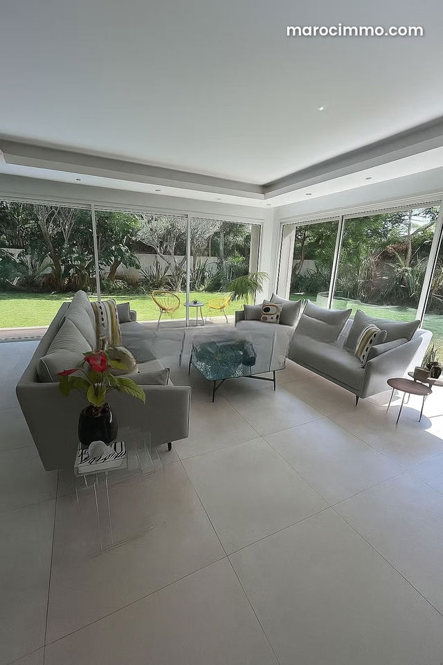 Luxury Villa for Rent in Souissi, Rabat — Rabat